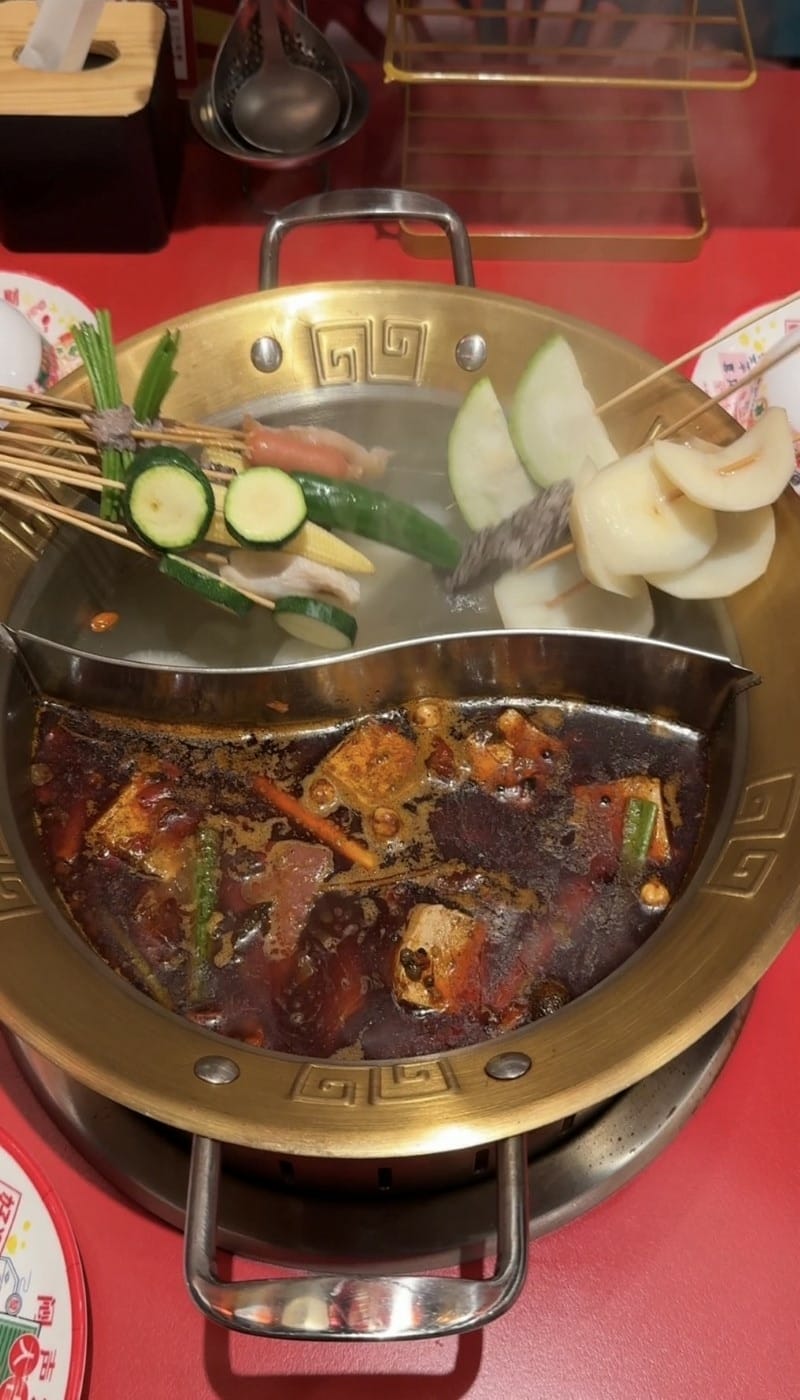 [台北火鍋推薦]｜台北美食｜通化街美食｜壹直串麻辣鴛鴦：麻辣