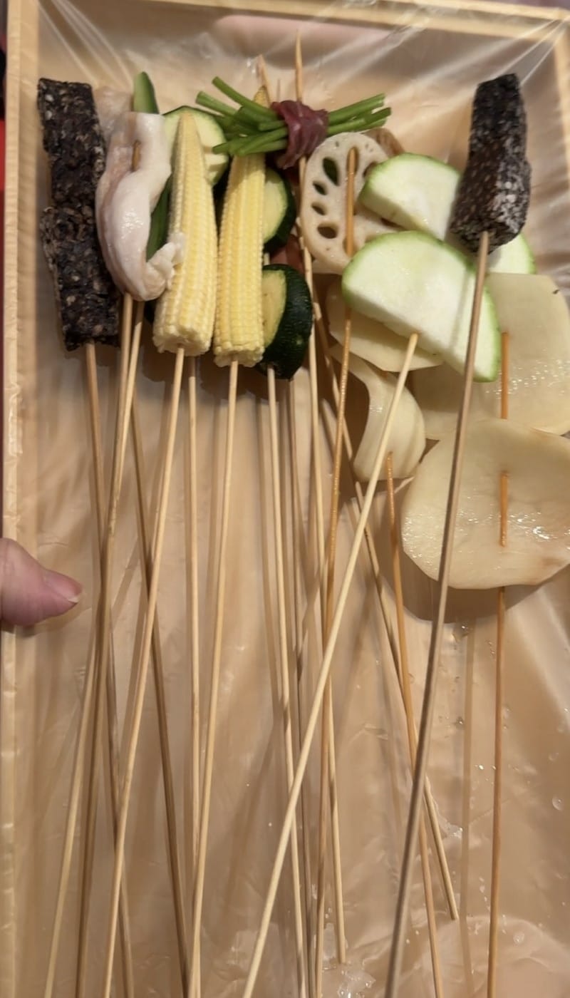 [台北火鍋推薦]｜台北美食｜通化街美食｜壹直串麻辣鴛鴦：麻辣