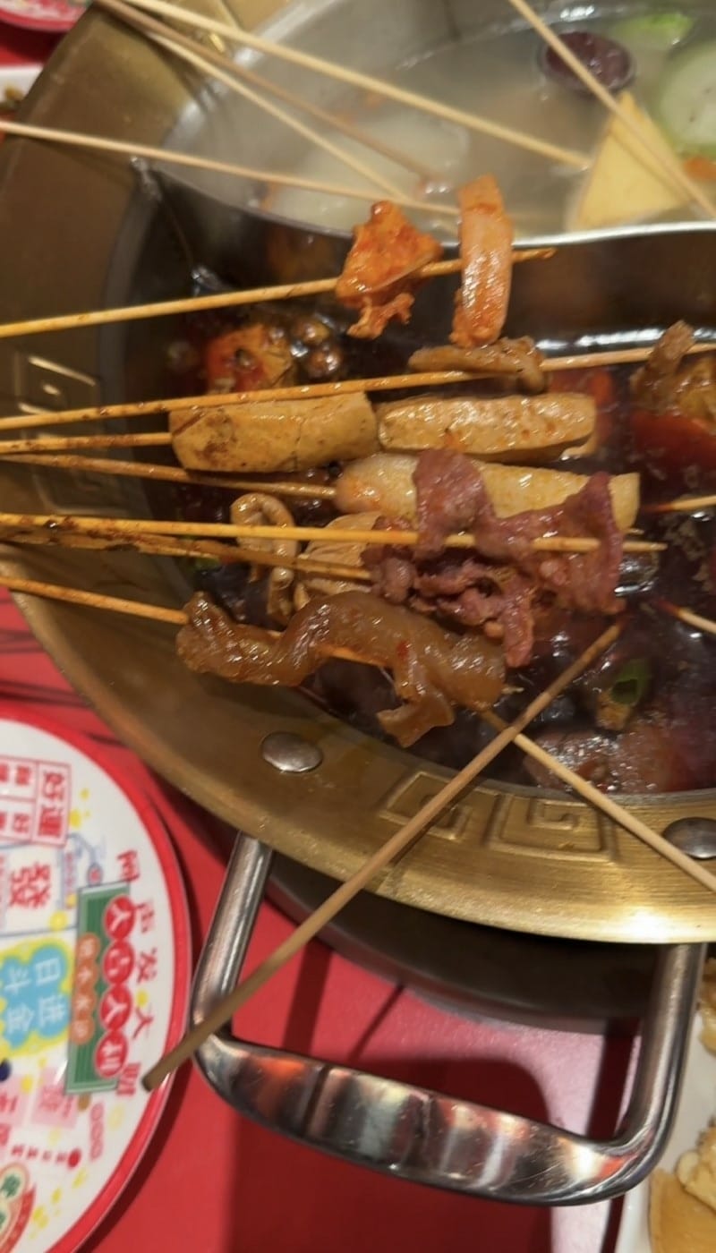 [台北火鍋推薦]｜台北美食｜通化街美食｜壹直串麻辣鴛鴦：麻辣