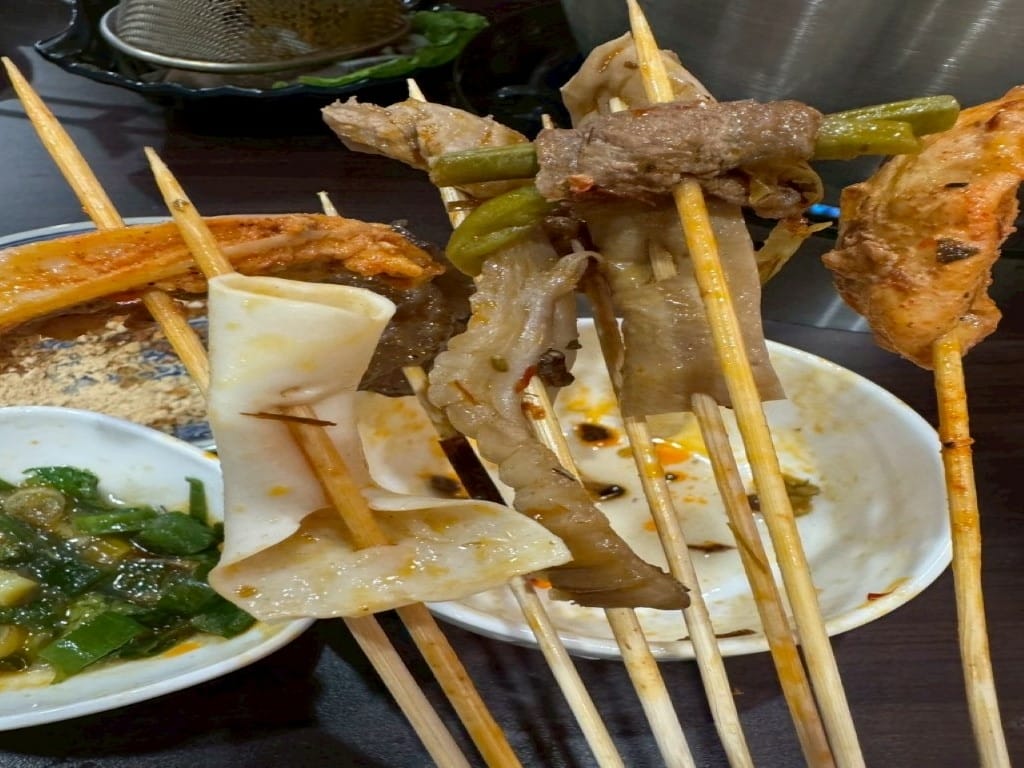 LINE_ALBUM_紅紅麻辣_250416_8-768x1024-1024x768.jpg LINE_ALBUM_紅紅麻辣_250416_8-768x1024-1024x768.jpg