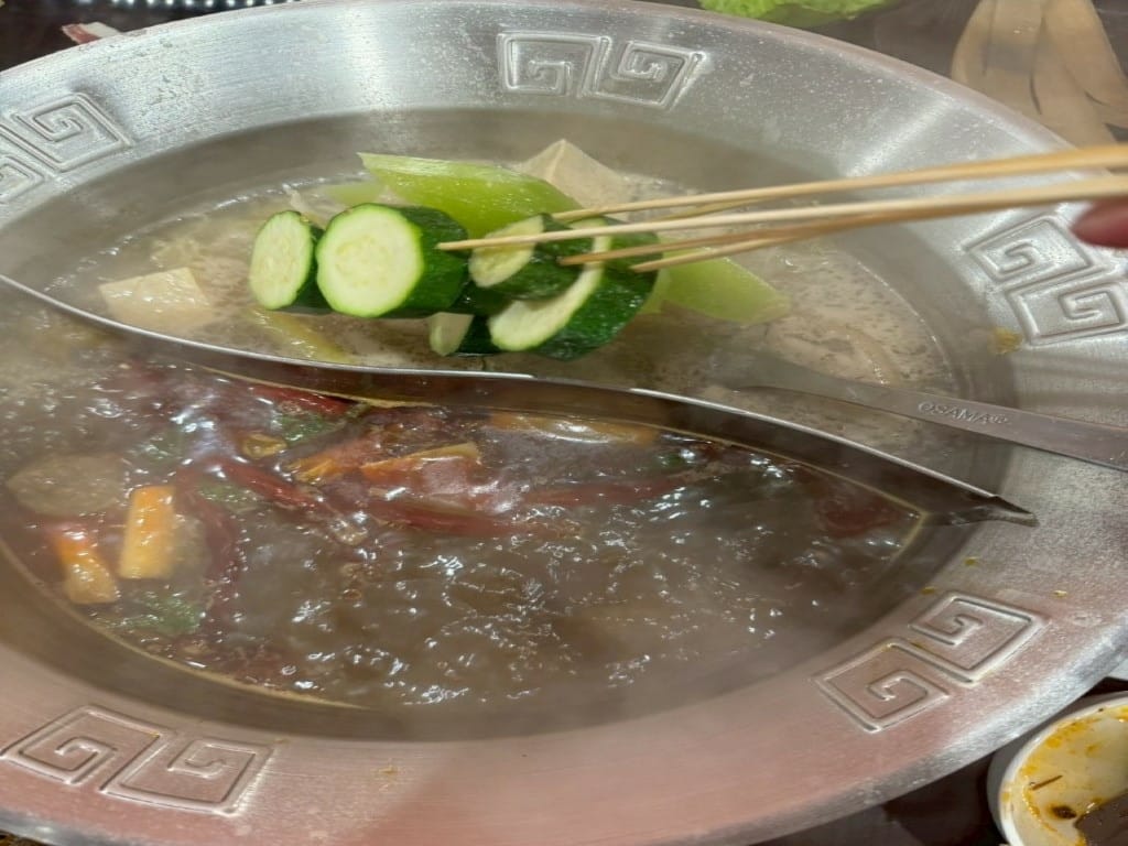 LINE_ALBUM_紅紅麻辣_250416_11-768x1024-1024x768.jpg LINE_ALBUM_紅紅麻辣_250416_11-768x1024-1024x768.jpg