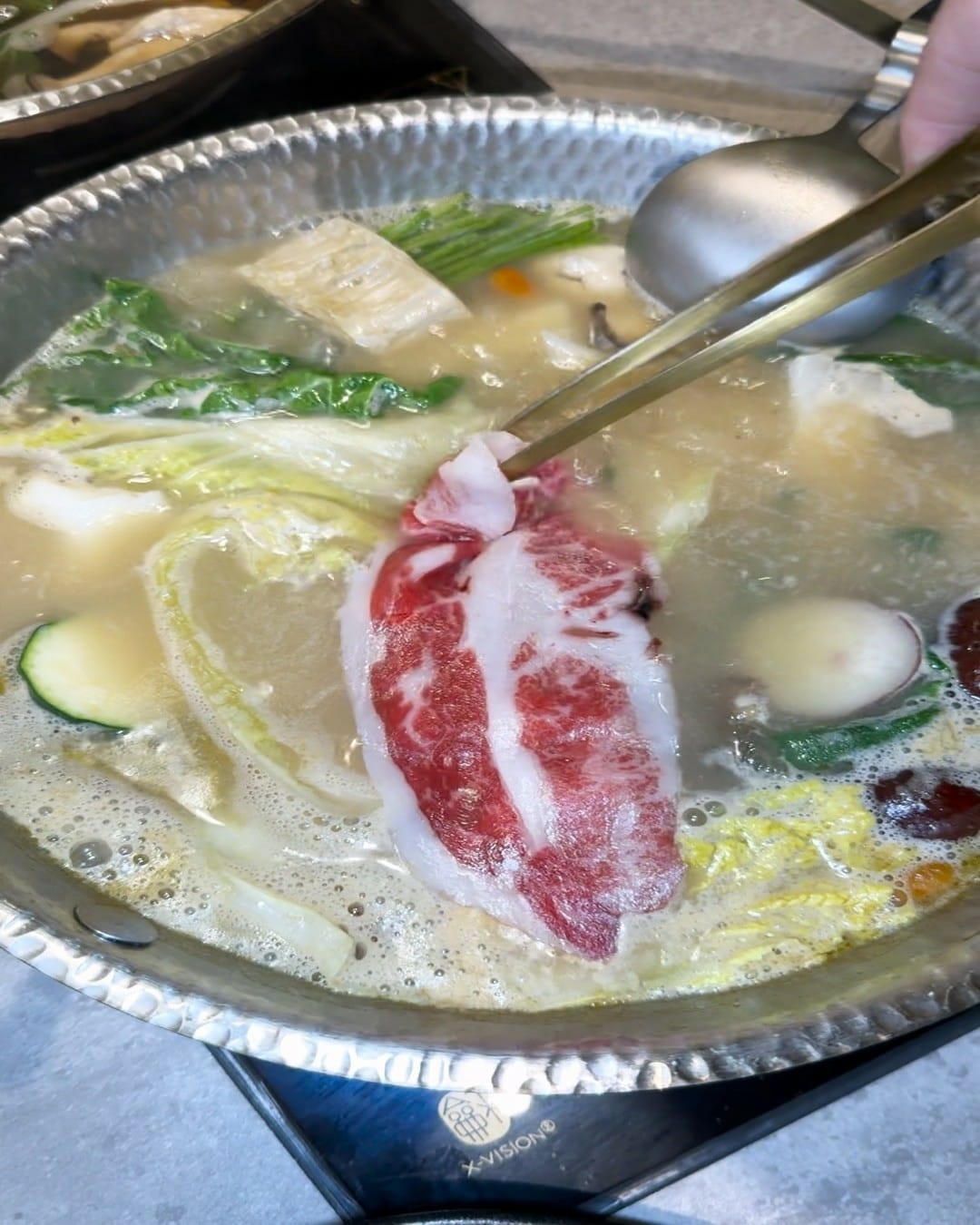 【台中南屯區|海港匠鍋】|一家四口的週末晚餐,湯氣裡都是安心 【台中南屯區|海港匠鍋】|一家四口的週末晚餐,湯氣裡都是安心