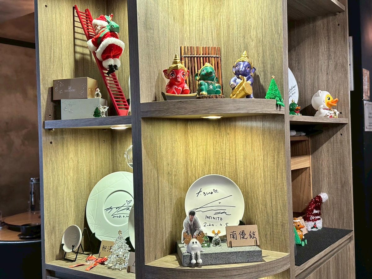 【台北大安區|仨弄砂鍋煲】|忠孝新生巷弄裡的法式溫柔,冬夜必吃的養顏蹄花鍋與熱炒! - 第37張圖 【台北大安區|仨弄砂鍋煲】|忠孝新生巷弄裡的法式溫柔,冬夜必吃的養顏蹄花鍋與熱炒!