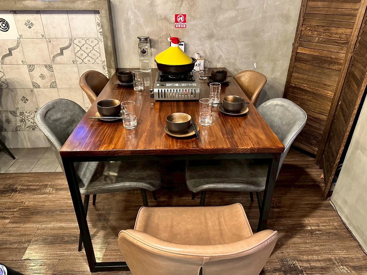 【台北大安區|仨弄砂鍋煲】|忠孝新生巷弄裡的法式溫柔,冬夜必吃的養顏蹄花鍋與熱炒! - 第35張圖 【台北大安區|仨弄砂鍋煲】|忠孝新生巷弄裡的法式溫柔,冬夜必吃的養顏蹄花鍋與熱炒!