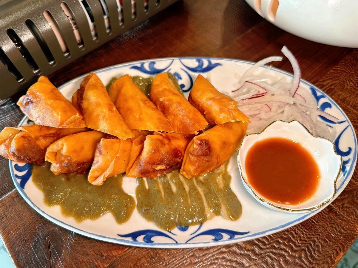 【台北大安區|仨弄砂鍋煲】|忠孝新生巷弄裡的法式溫柔,冬夜必吃的養顏蹄花鍋與熱炒! - 第11張圖 【台北大安區|仨弄砂鍋煲】|忠孝新生巷弄裡的法式溫柔,冬夜必吃的養顏蹄花鍋與熱炒!