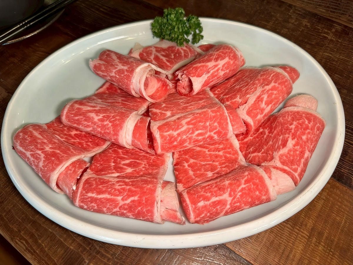 【台北大安區|仨弄砂鍋煲】|忠孝新生巷弄裡的法式溫柔,冬夜必吃的養顏蹄花鍋與熱炒! - 第29張圖 【台北大安區|仨弄砂鍋煲】|忠孝新生巷弄裡的法式溫柔,冬夜必吃的養顏蹄花鍋與熱炒!