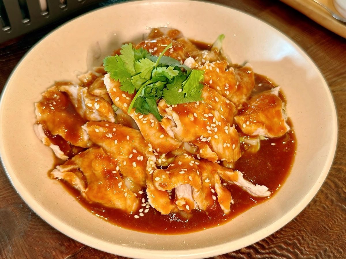 【台北大安區|仨弄砂鍋煲】|忠孝新生巷弄裡的法式溫柔,冬夜必吃的養顏蹄花鍋與熱炒! - 第17張圖 【台北大安區|仨弄砂鍋煲】|忠孝新生巷弄裡的法式溫柔,冬夜必吃的養顏蹄花鍋與熱炒!