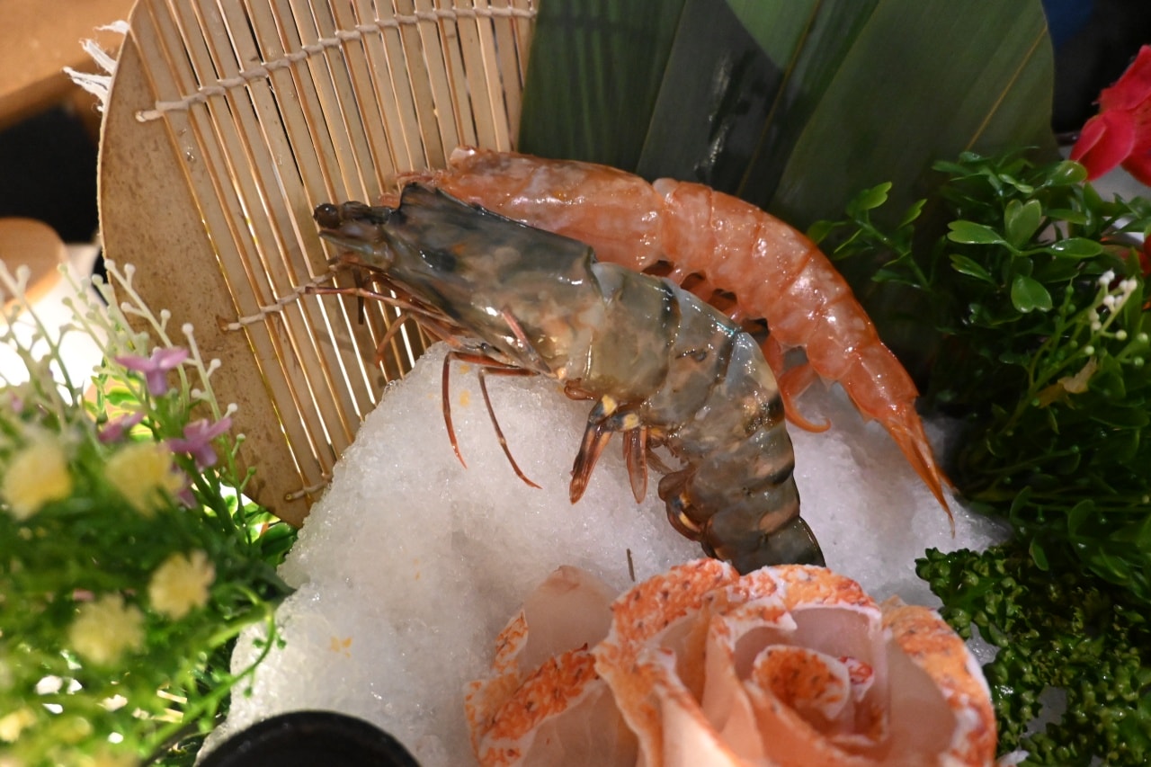 【台北市信義區|手工殿】和牛竟然在涼亭裡?精緻擺盤與紮實食材,手工火鍋愛好者的口袋名單 - 第13張圖 【台北市信義區|手工殿】和牛竟然在涼亭裡?精緻擺盤與紮實食材,手工火鍋愛好者的口袋名單