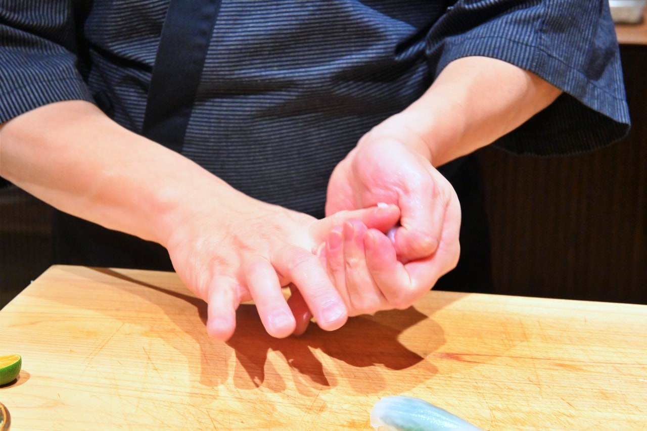 【新北中和｜幼魚壽司】如果妳也迷戀那種化開的脂香：這 14 道熟成魚，值得妳提前一天預約!