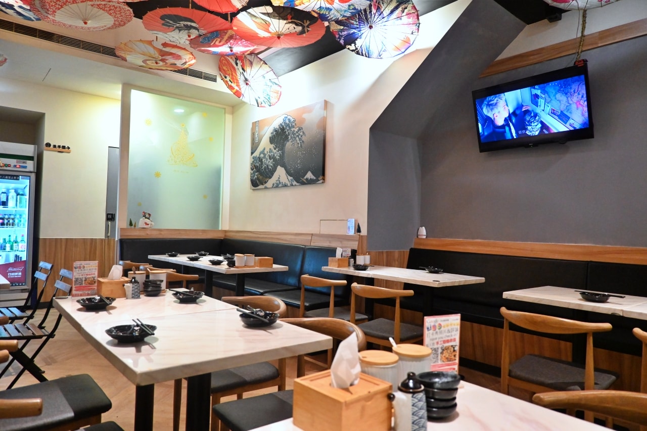 【 新竹市東區：名古屋料亭居酒屋】魚卵多到看不見蛋！凌晨三點也能吃到新鮮刺身與 14 道職人講究餐點