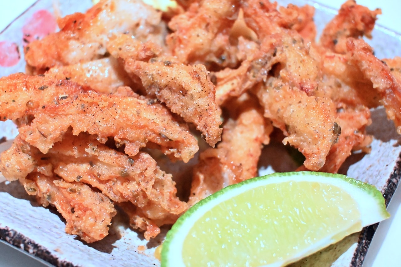 【 新竹市東區：名古屋料亭居酒屋】魚卵多到看不見蛋！凌晨三點也能吃到新鮮刺身與 14 道職人講究餐點