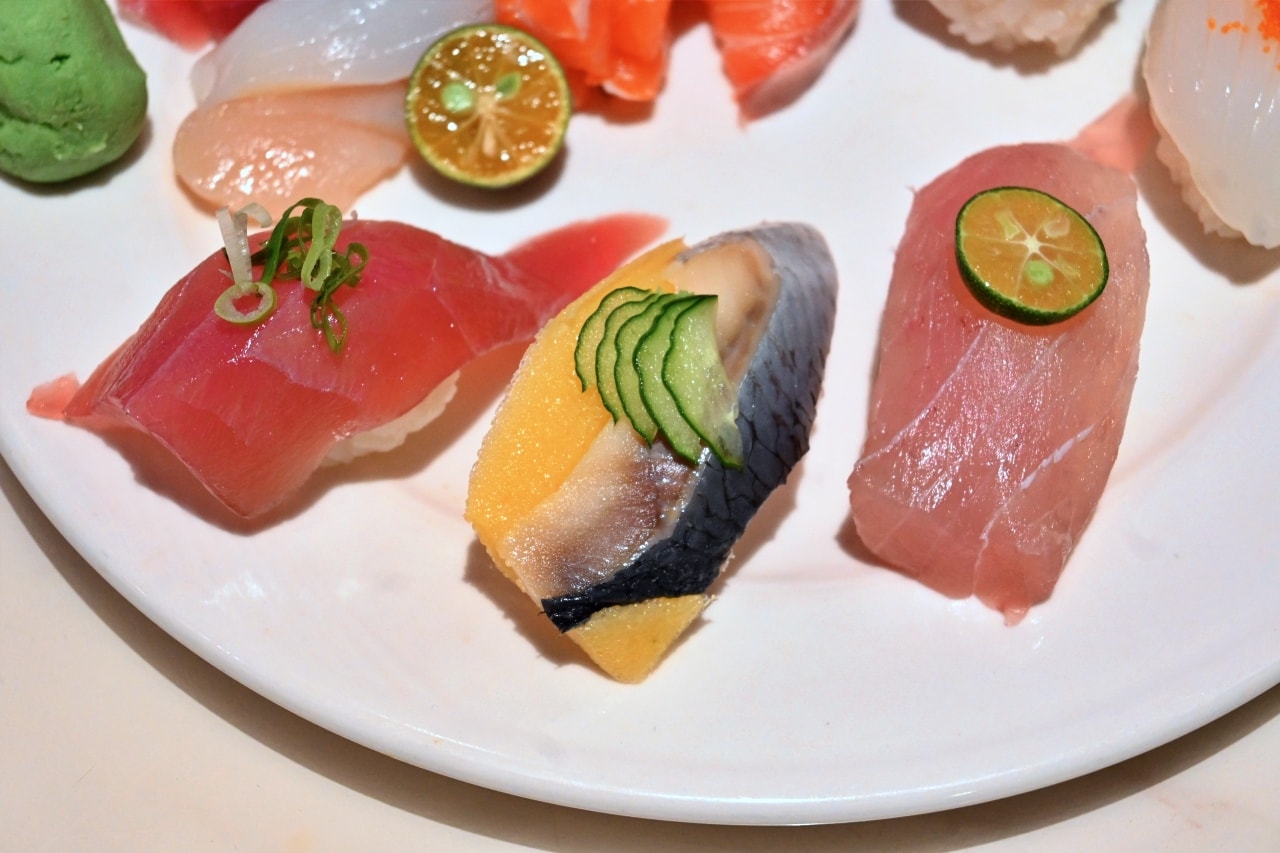 【 新竹市東區：名古屋料亭居酒屋】魚卵多到看不見蛋！凌晨三點也能吃到新鮮刺身與 14 道職人講究餐點