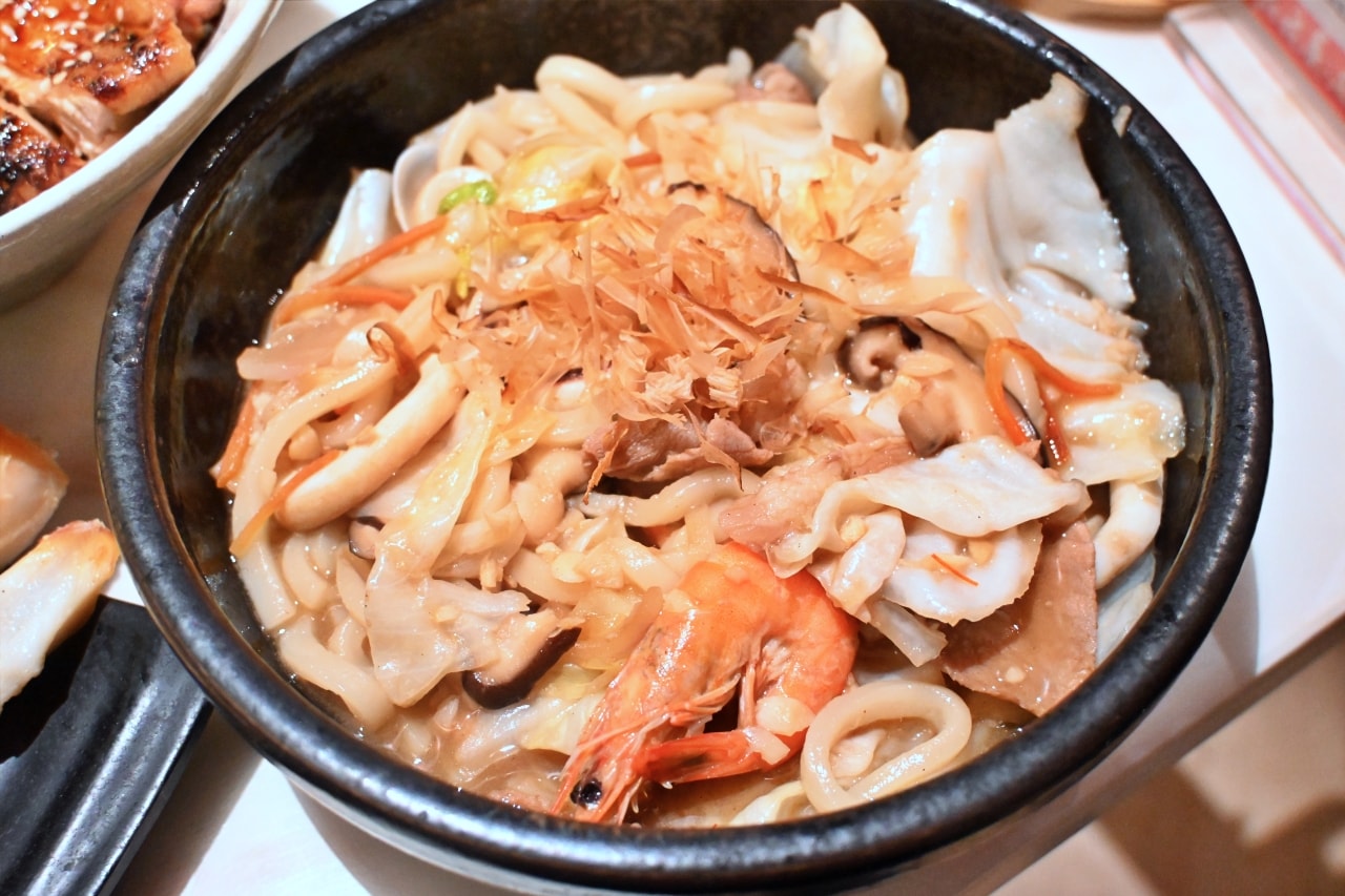 【 新竹市東區：名古屋料亭居酒屋】魚卵多到看不見蛋！凌晨三點也能吃到新鮮刺身與 14 道職人講究餐點